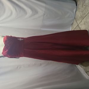 Alfred Angelo dark red long formal women dress size 14